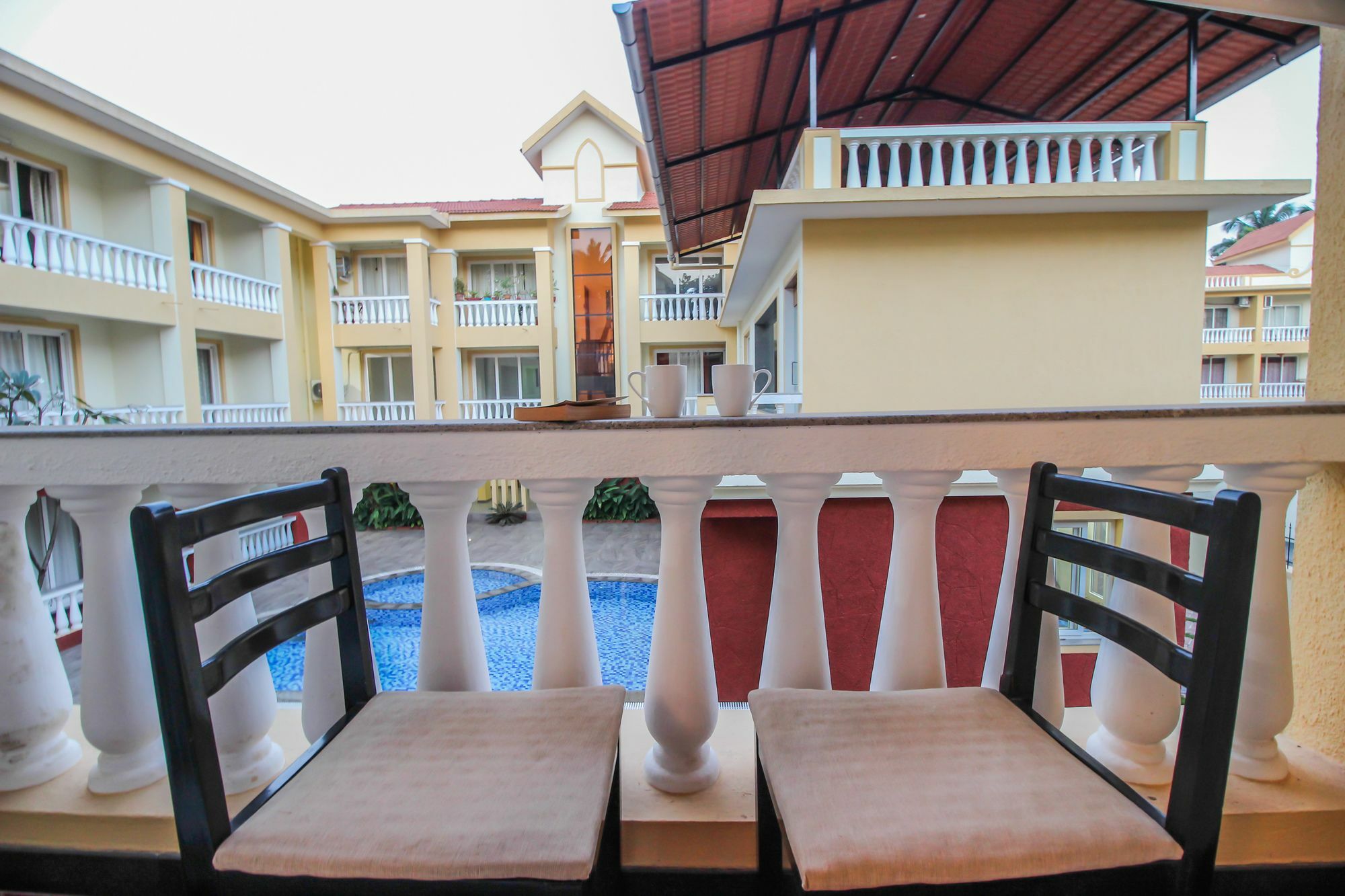 Oyo 10801 Home Pool View 2Bhk Siolim Zewnętrze zdjęcie